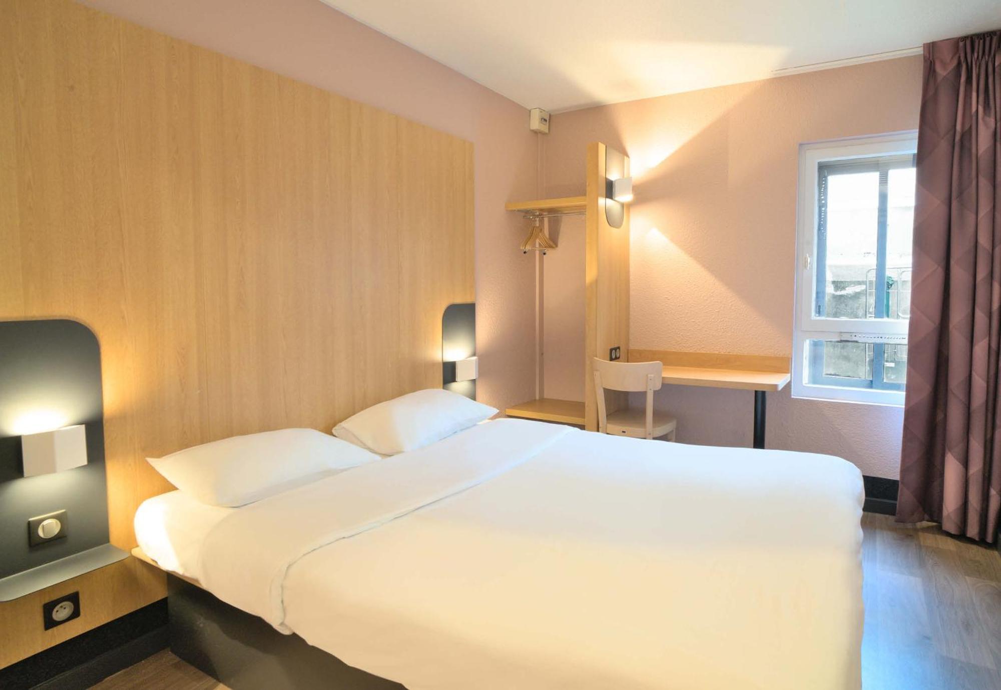 B&B Hotel Dreux Centre Εξωτερικό φωτογραφία